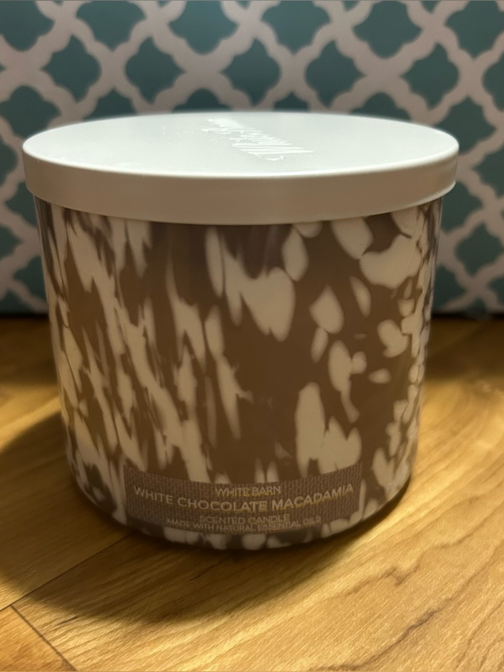 White Barn White Chocolate Macadamia Scented Candle